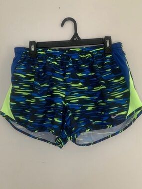 Nike Women's Blue and Neon Green Patterned Athletic Shorts
